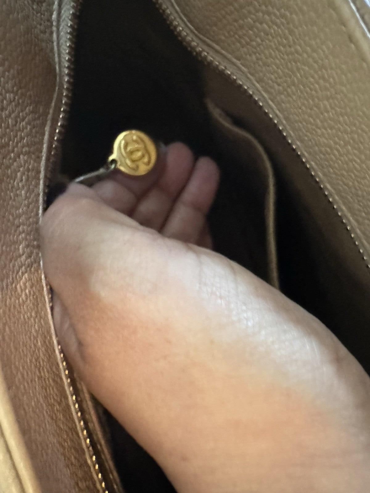 CHANEL Beige Medallion Tote,zip Closure quilted caviar leather