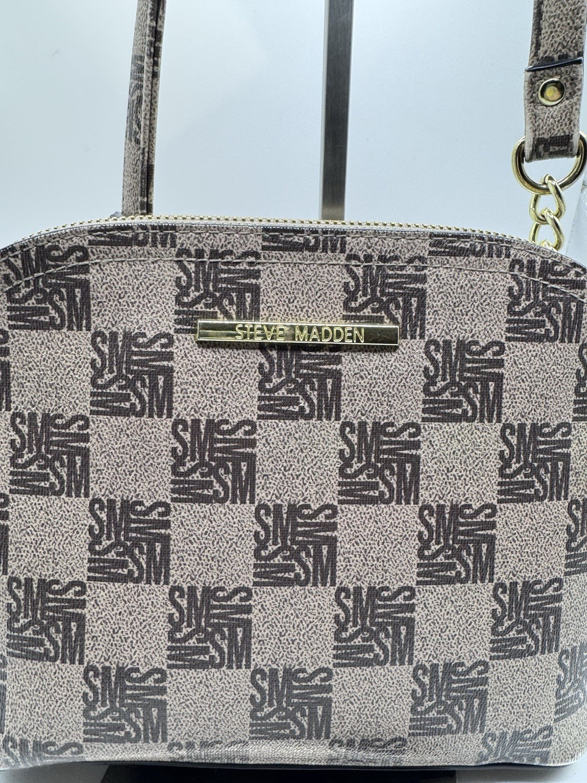 Steve Madden Women’s Maggie Dome Crossbody HandBag Shoulder Bag