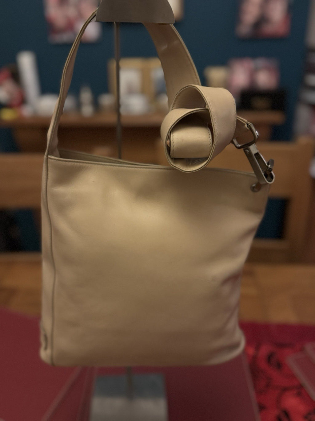 Women’s Vintage 80’s Gucci Nude Calfskin Leather Shoulder Bag